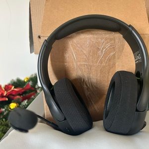 Wireless headphones for gaming